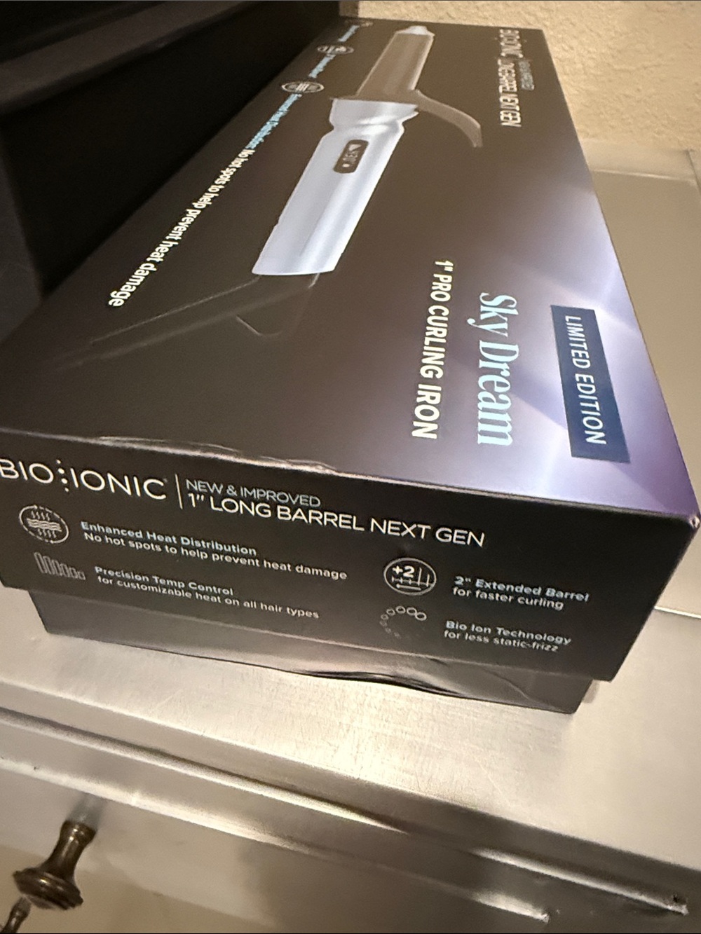 Bio Ionic Long Barrel Next Gen Pro Curling Iron 1" Sky Dream Limited Edition NIB - Picture 6 of 8
